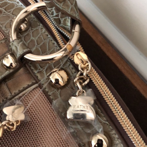 Kathy van Zeeland Purse - Picture 4 of 6